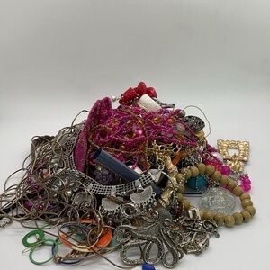 2 lb Junk Jewelry Grab Bag